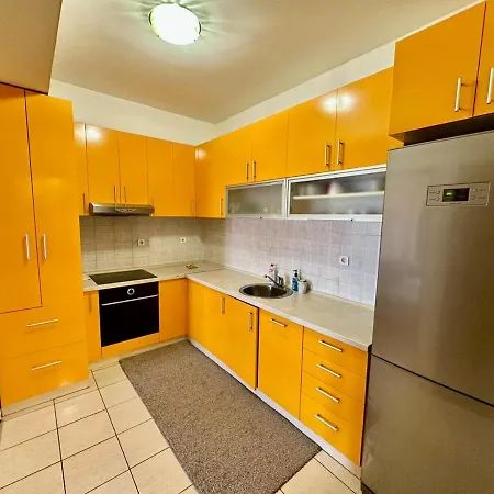 Appartamento Two Bedroom City Mall